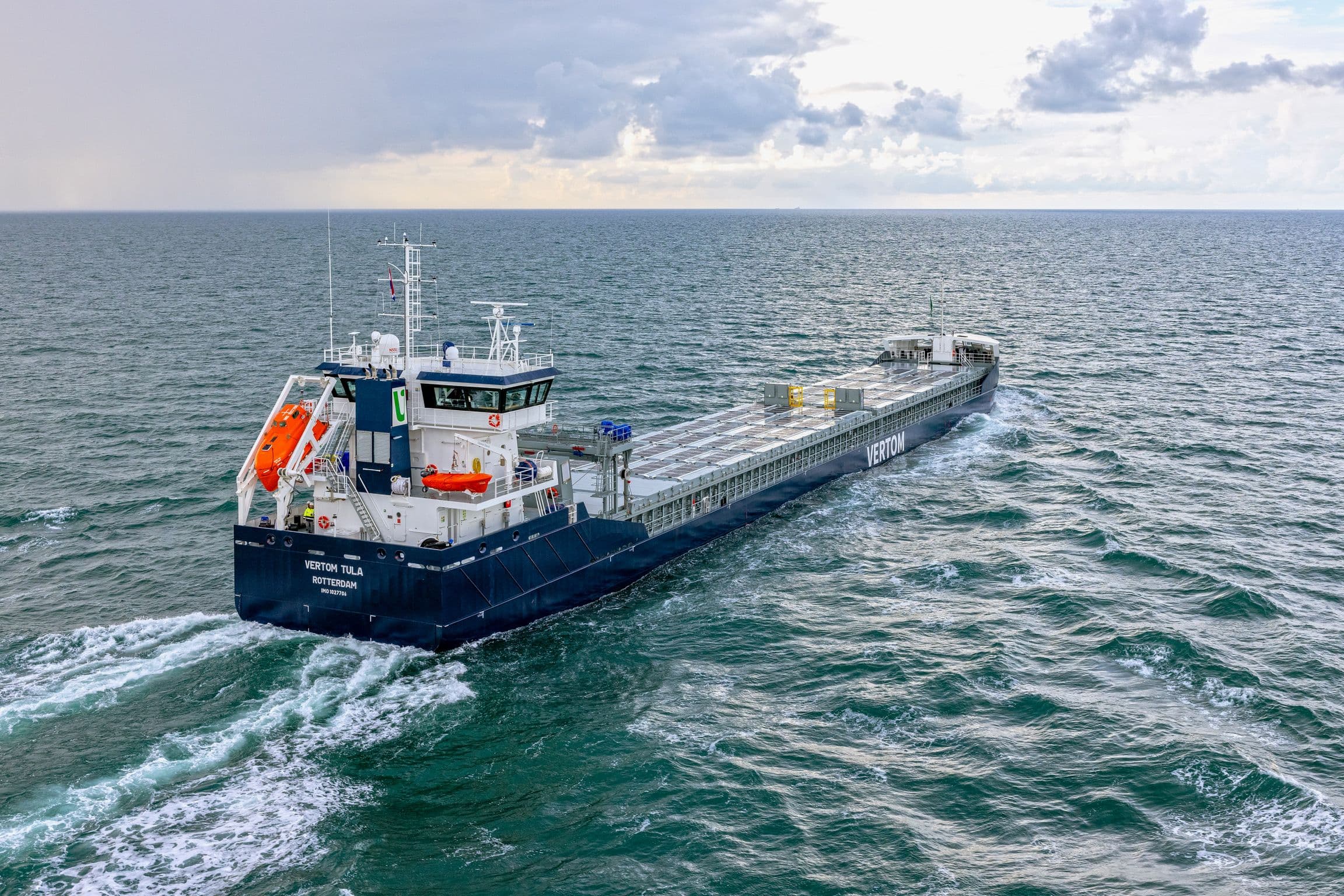 MS Vertom Tula from the back by Flying Focus